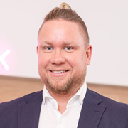 Profilbild_tobias.jpg